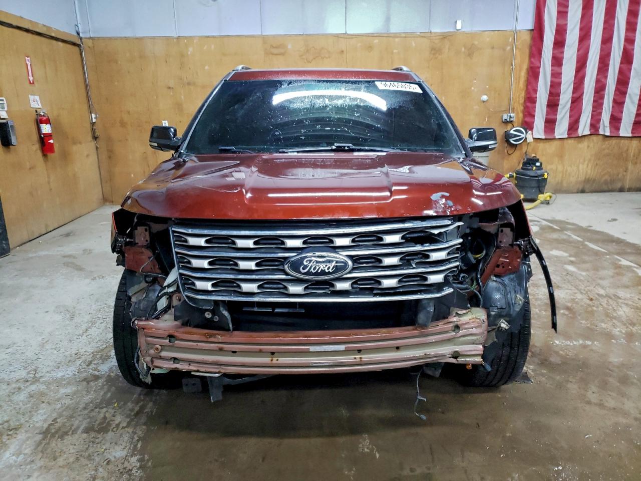 2016 FORD EXPLORER XLT photo 5