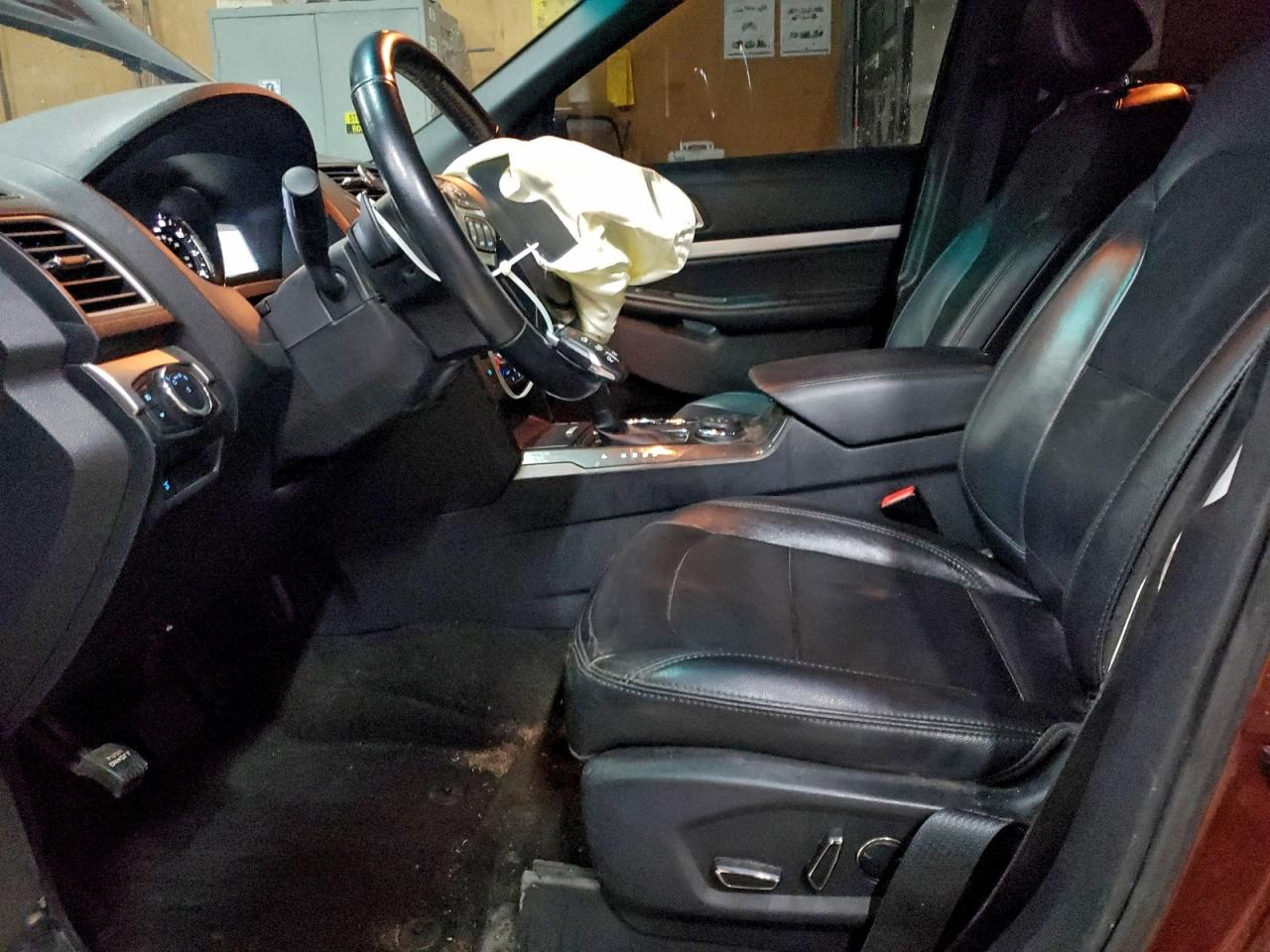 2016 FORD EXPLORER XLT photo 7