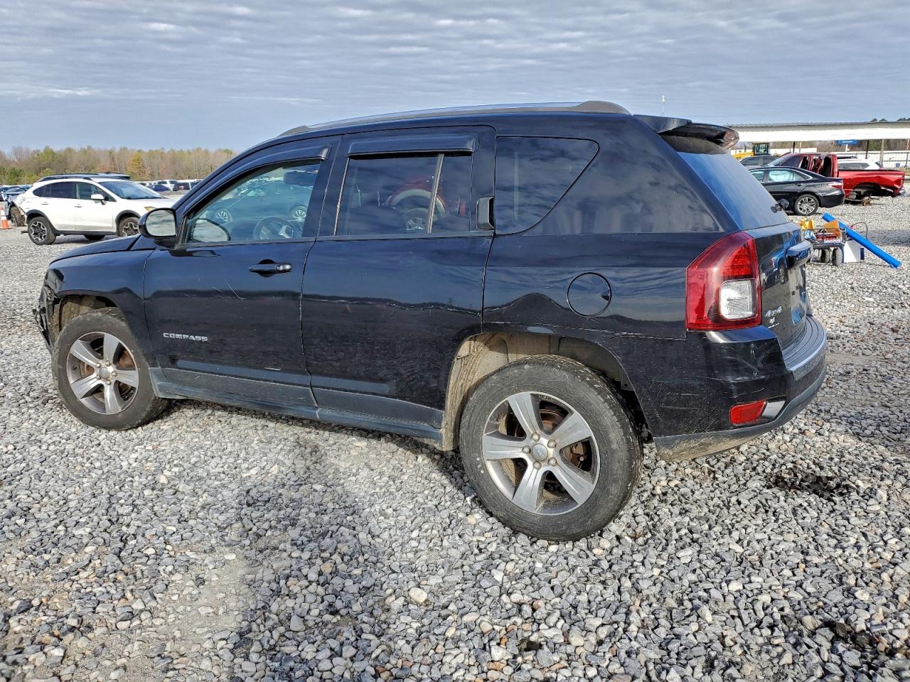 2017 JEEP COMPASS LATITUDE photo 2