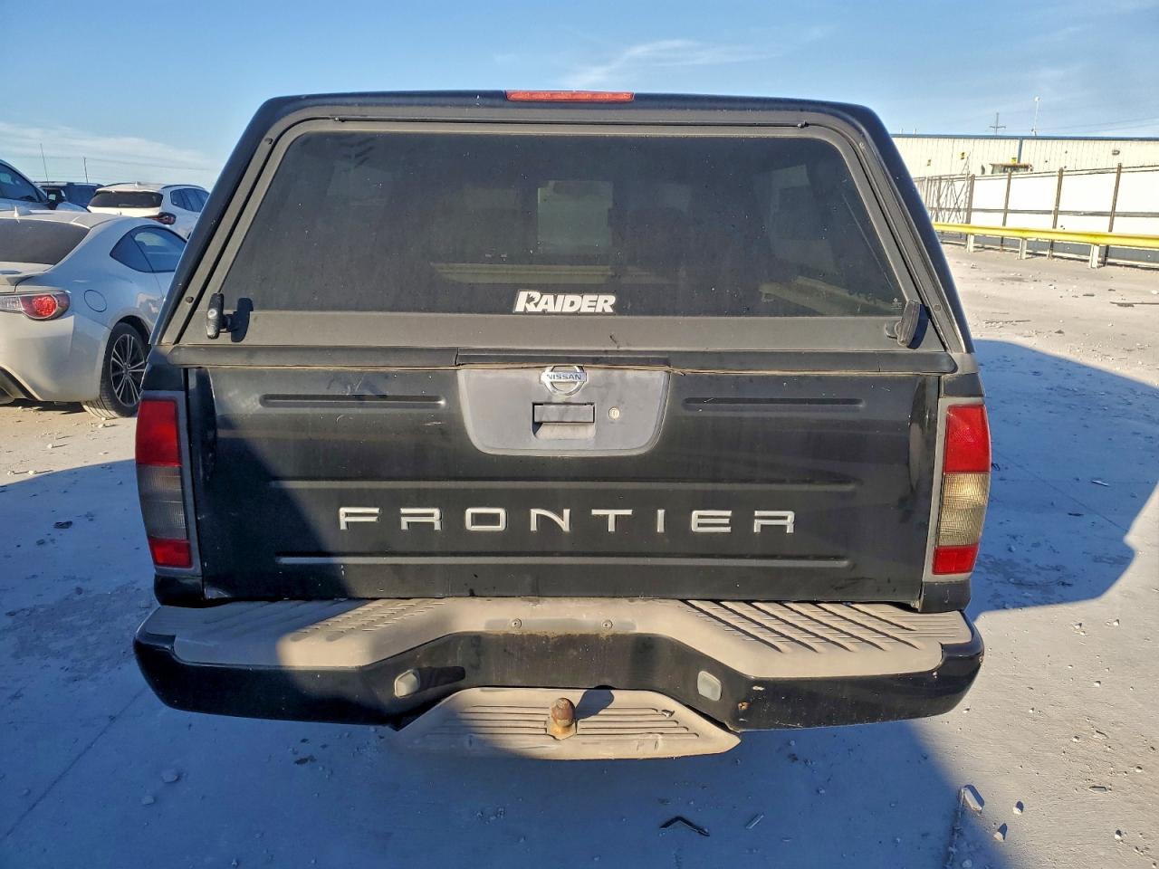 2004 NISSAN FRONTIER KING CAB XE photo 6