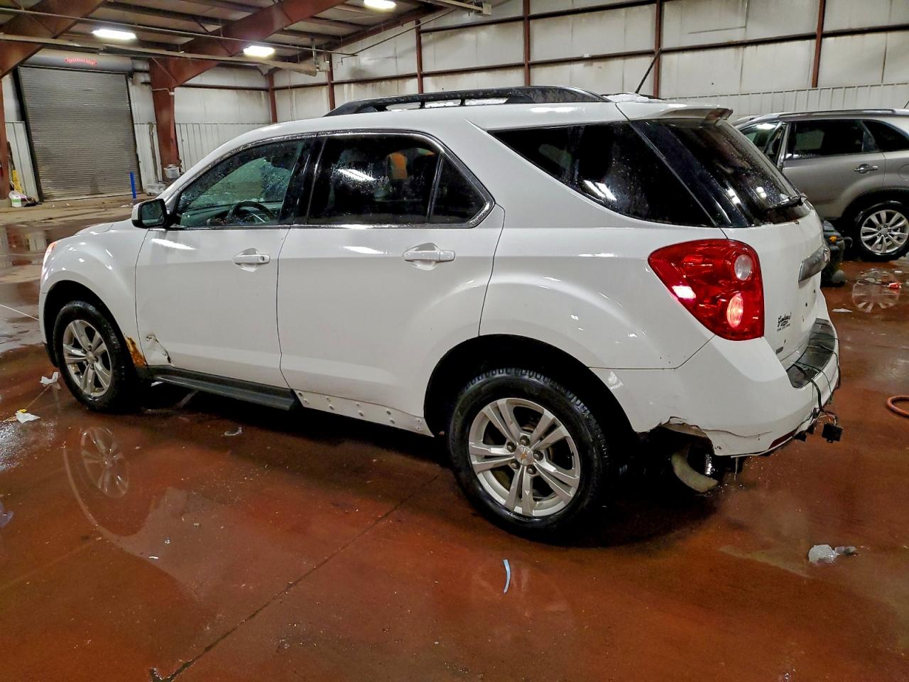 2015 CHEVROLET EQUINOX LT photo 2