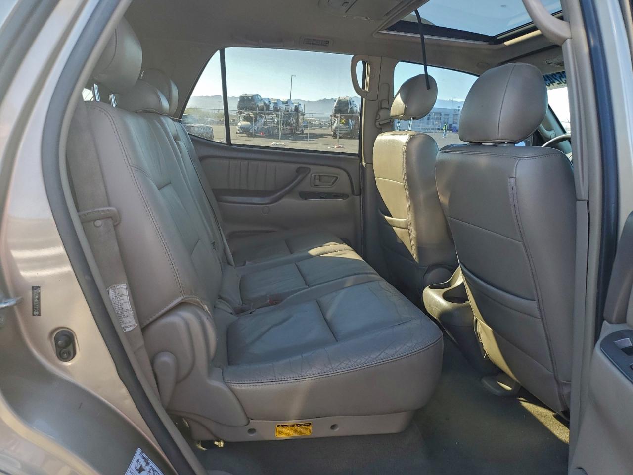 2006 TOYOTA SEQUOIA LIMITED photo 11