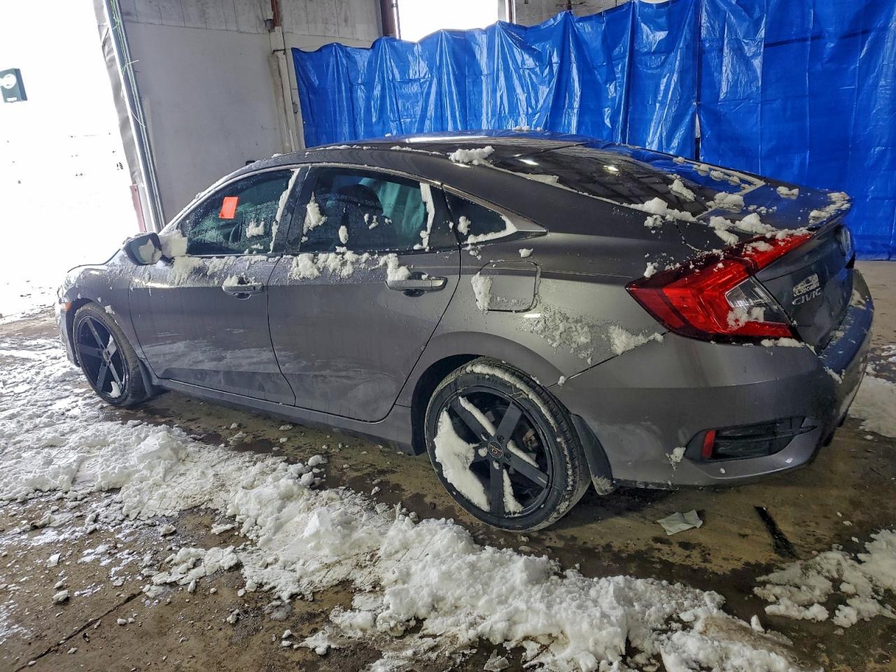 2020 HONDA CIVIC SPORT photo 2