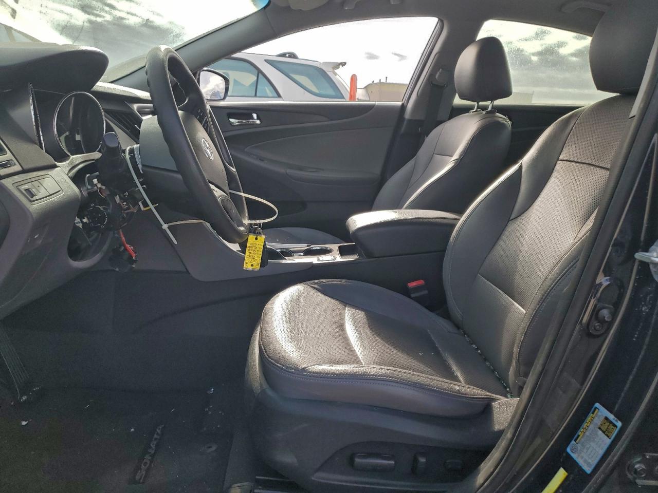 2014 HYUNDAI SONATA GLS photo 7