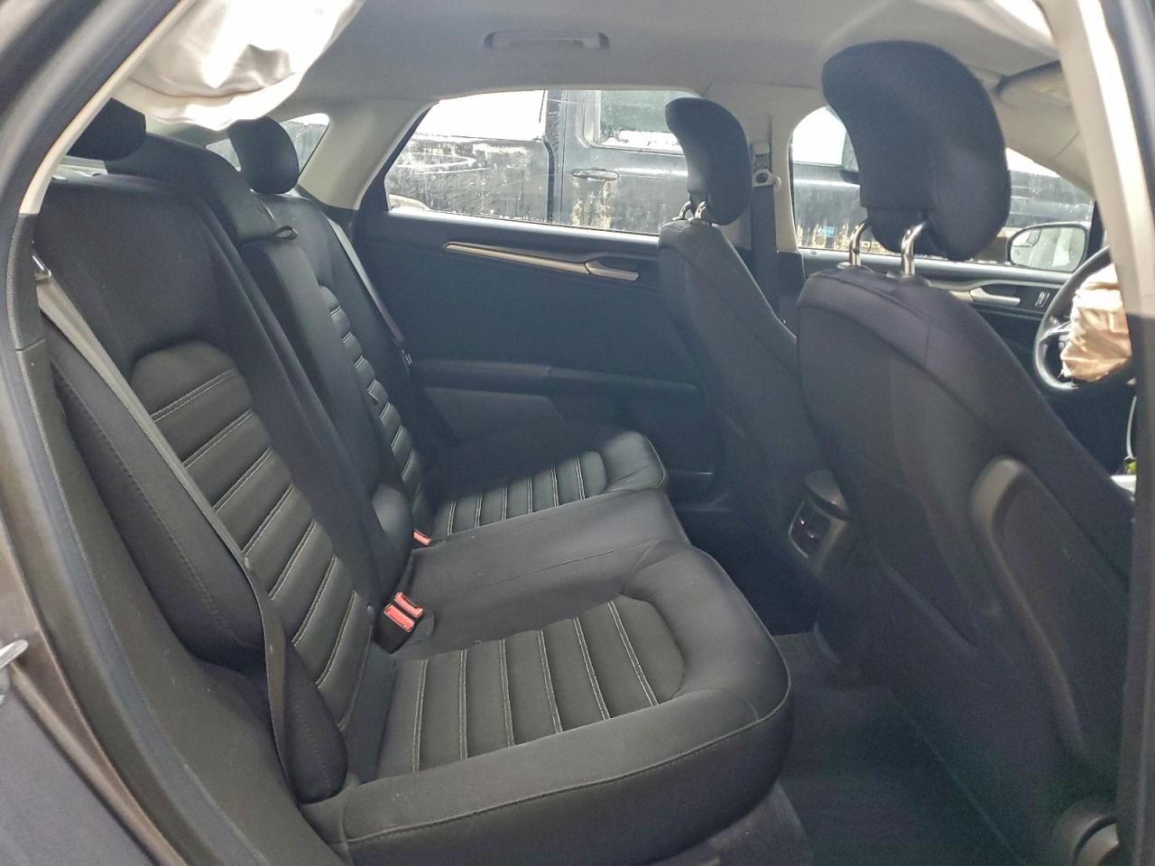 2014 FORD FUSION SE photo 10