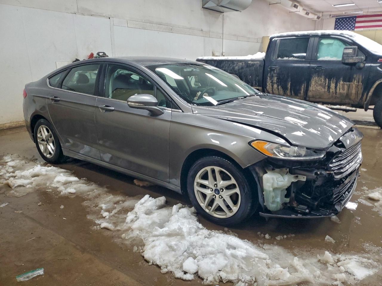 2014 FORD FUSION SE photo 4