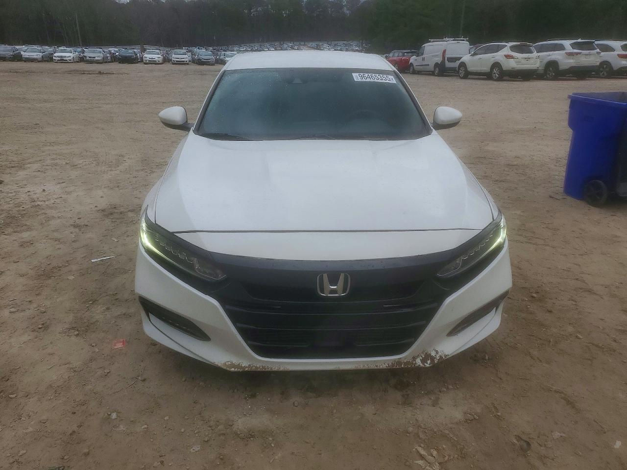 2018 HONDA ACCORD SPORT photo 5