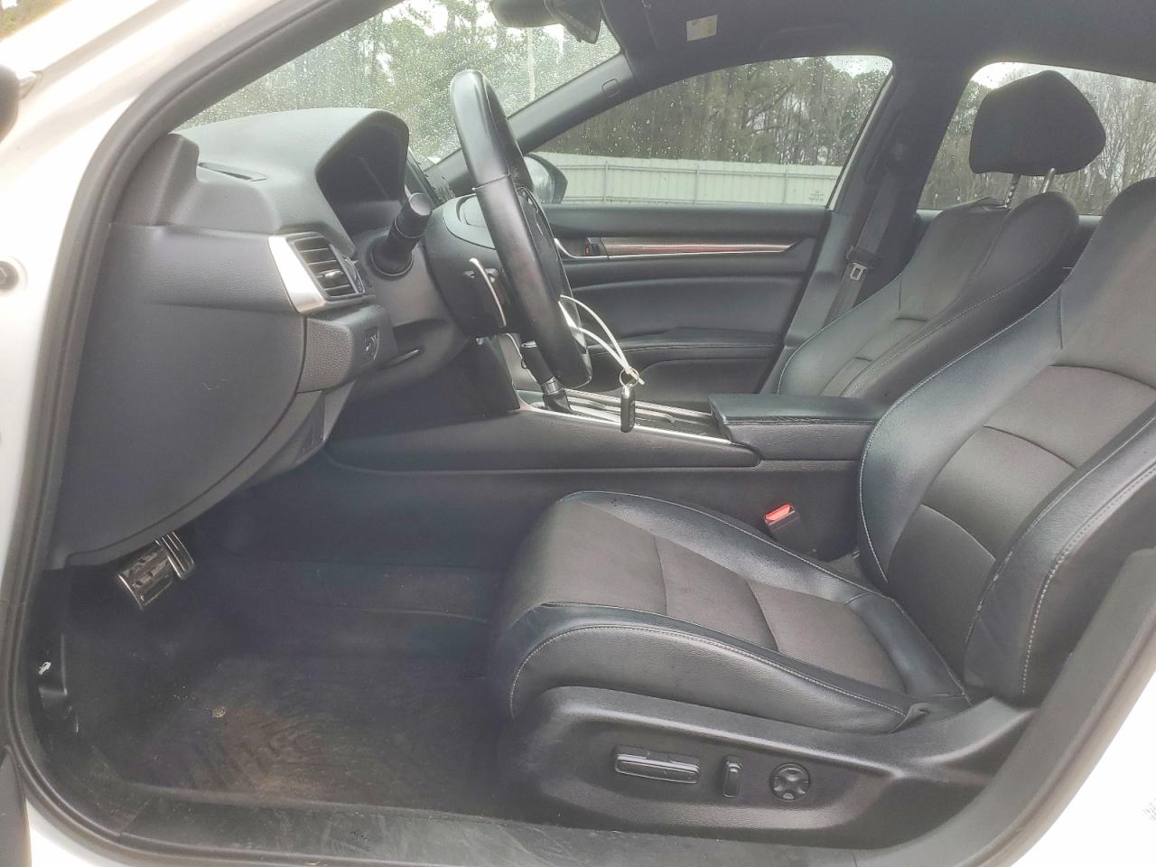 2018 HONDA ACCORD SPORT photo 7