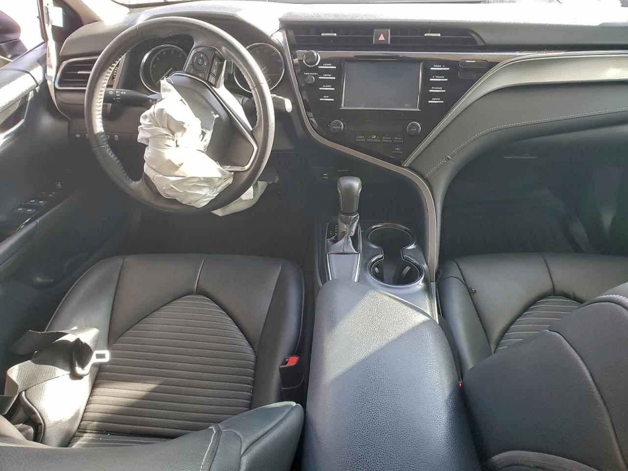 2019 TOYOTA CAMRY L photo 8
