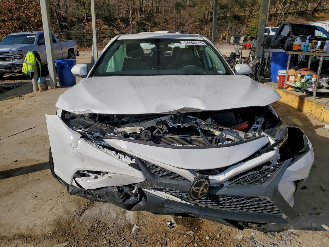 2019 TOYOTA CAMRY L photo 5