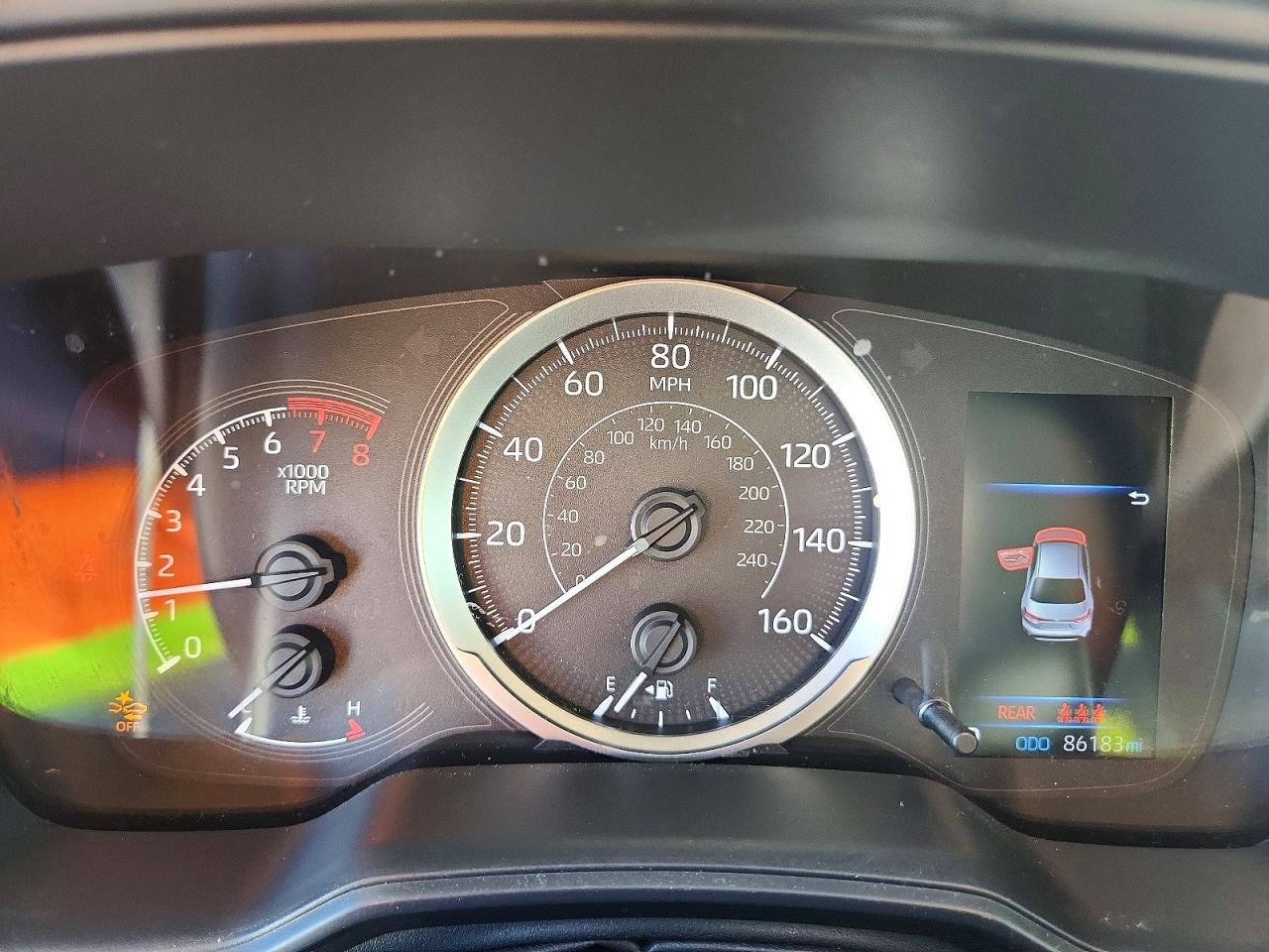2020 TOYOTA COROLLA LE photo 9