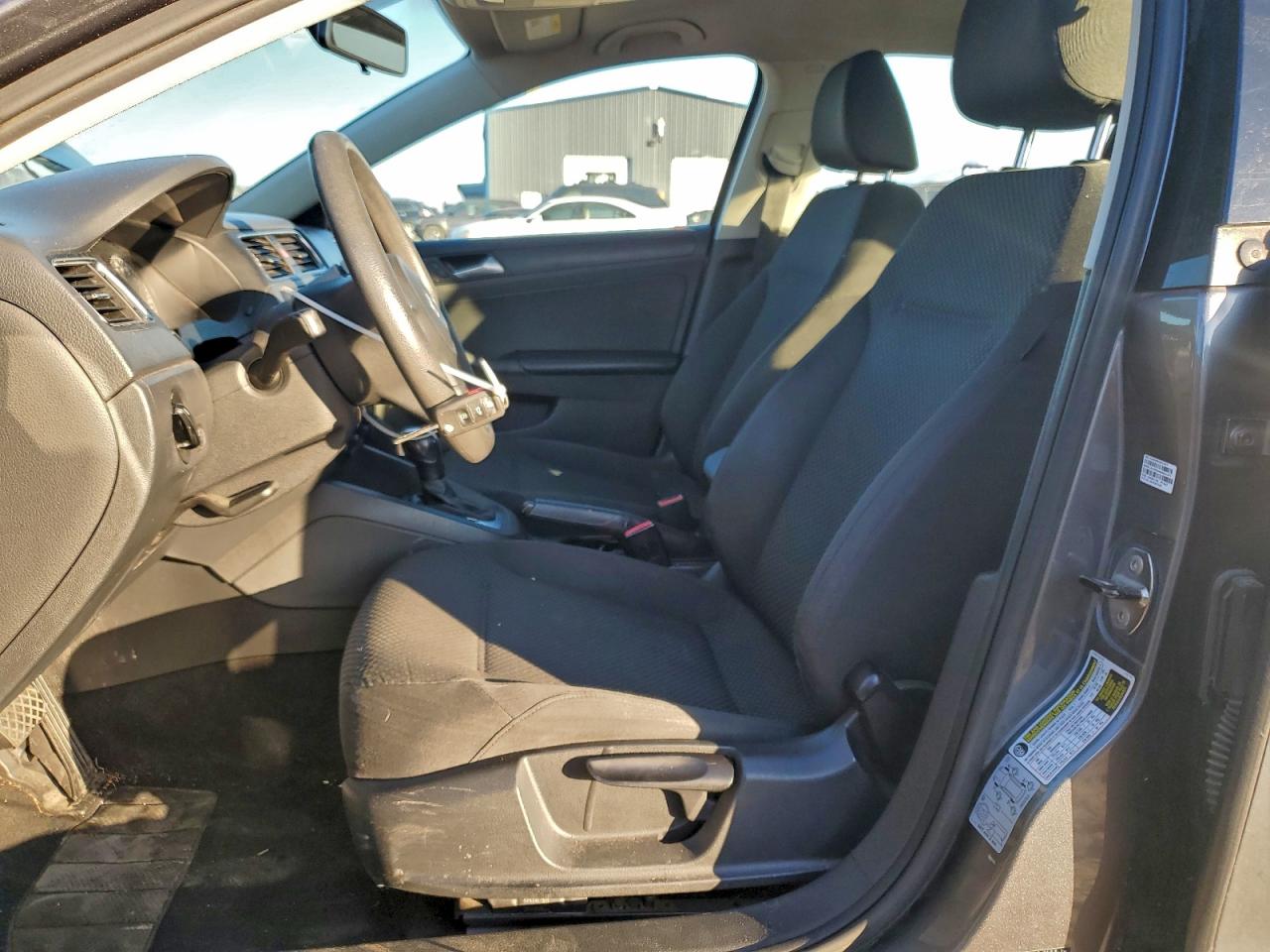 2014 VOLKSWAGEN JETTA BASE photo 7