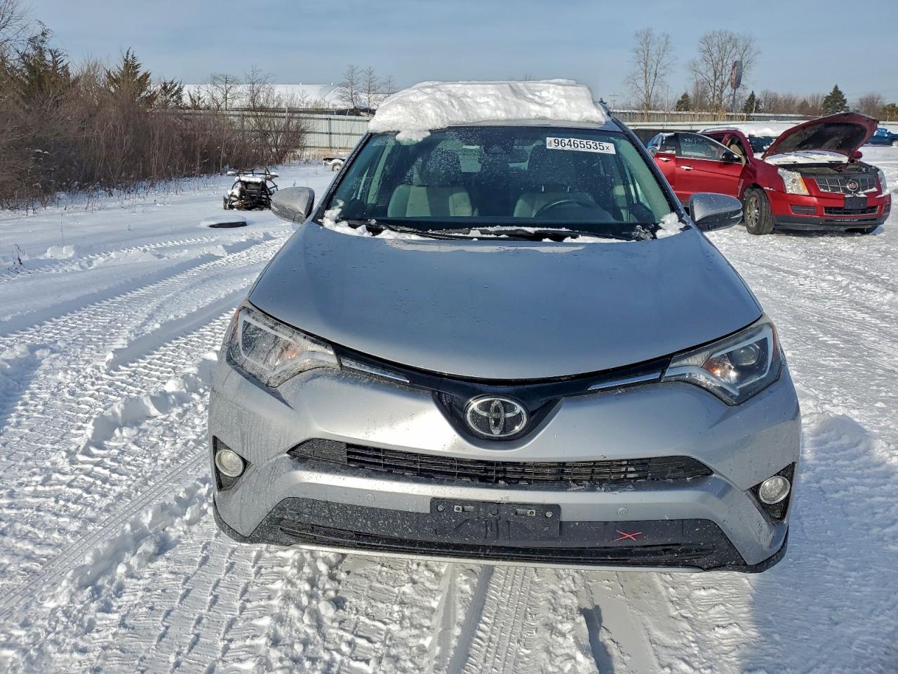 2017 TOYOTA RAV4 XLE photo 5