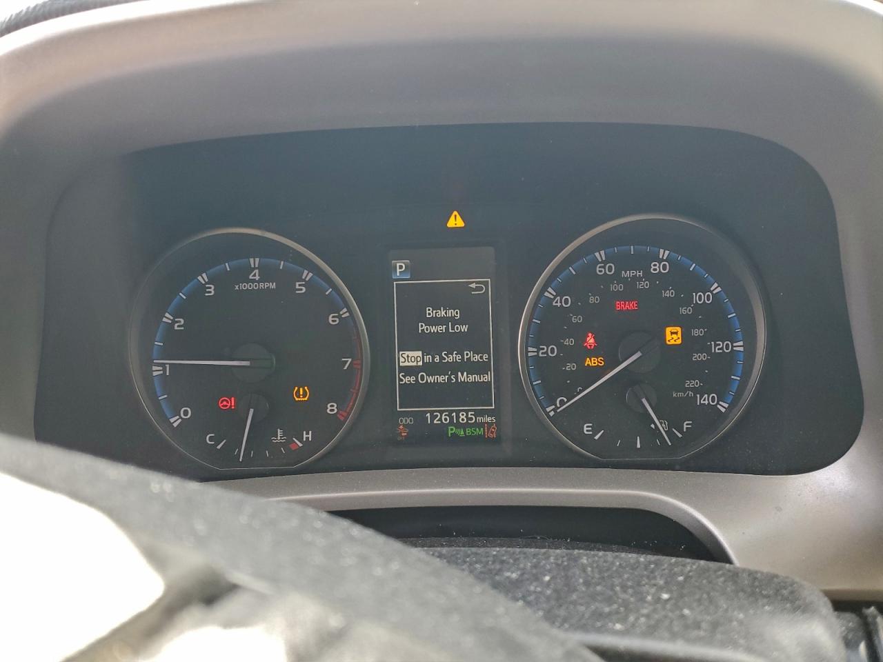 2017 TOYOTA RAV4 XLE photo 9