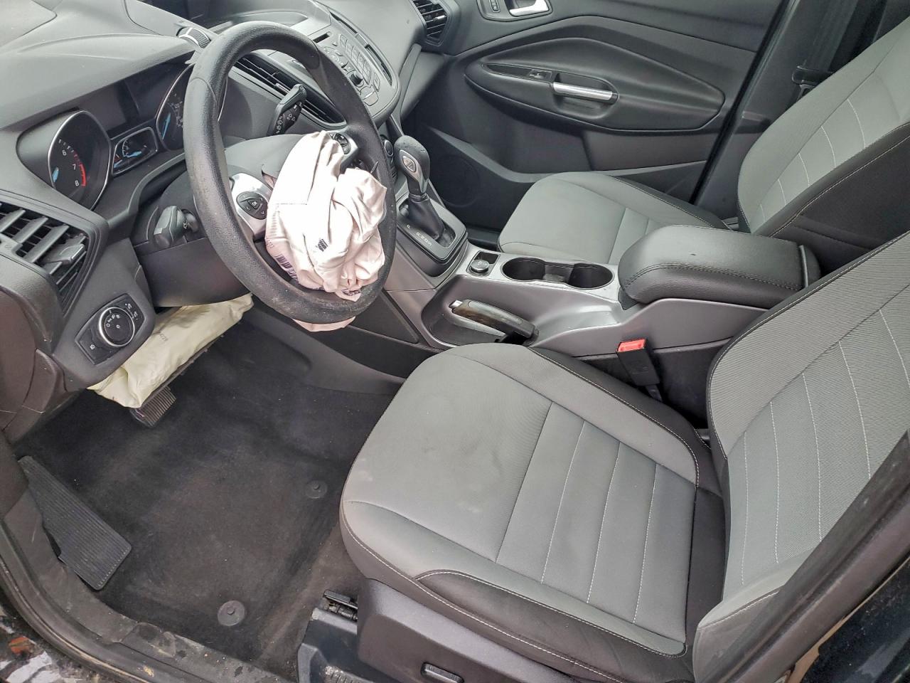 2016 FORD ESCAPE SE photo 7