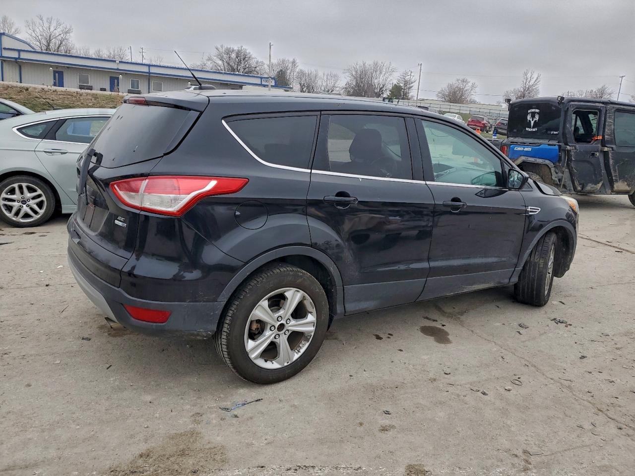 2016 FORD ESCAPE SE photo 3