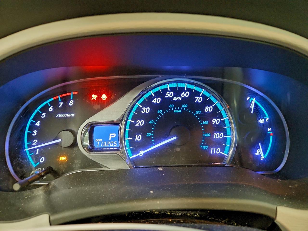 2014 TOYOTA SIENNA XLE photo 9