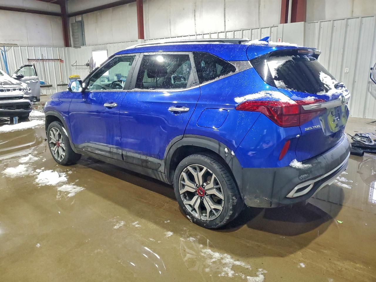 2021 KIA SELTOS SX photo 2