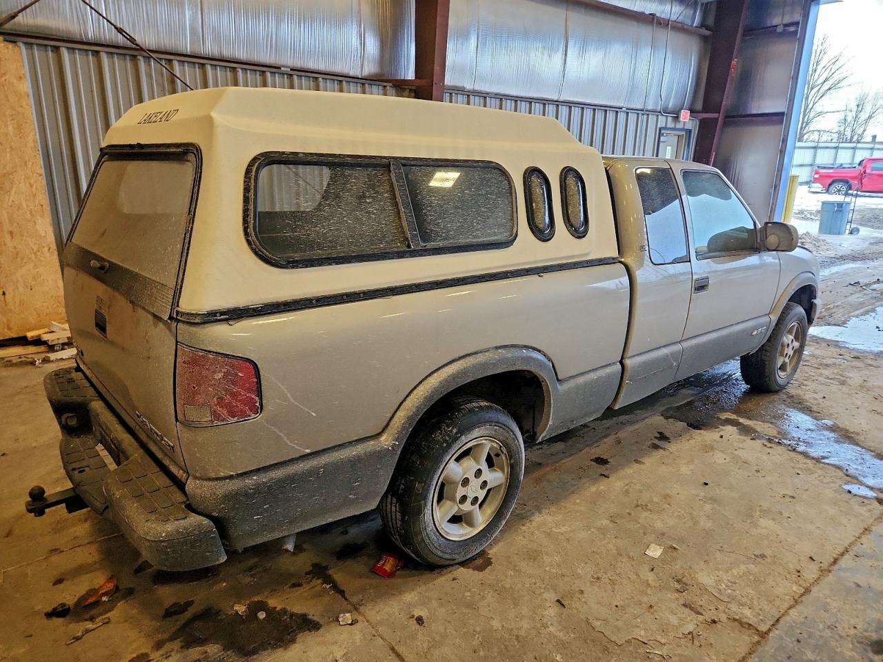 1999 CHEVROLET S TRUCK S10 photo 3