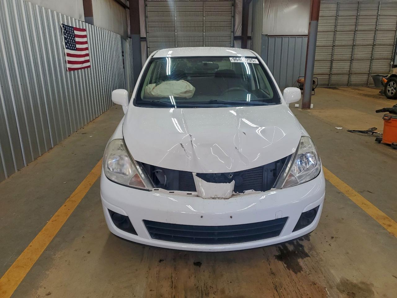 2011 NISSAN VERSA S photo 5