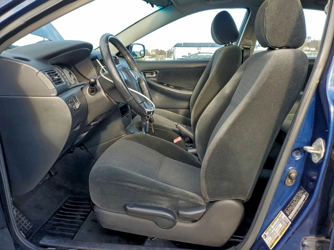 2006 TOYOTA COROLLA CE photo 7