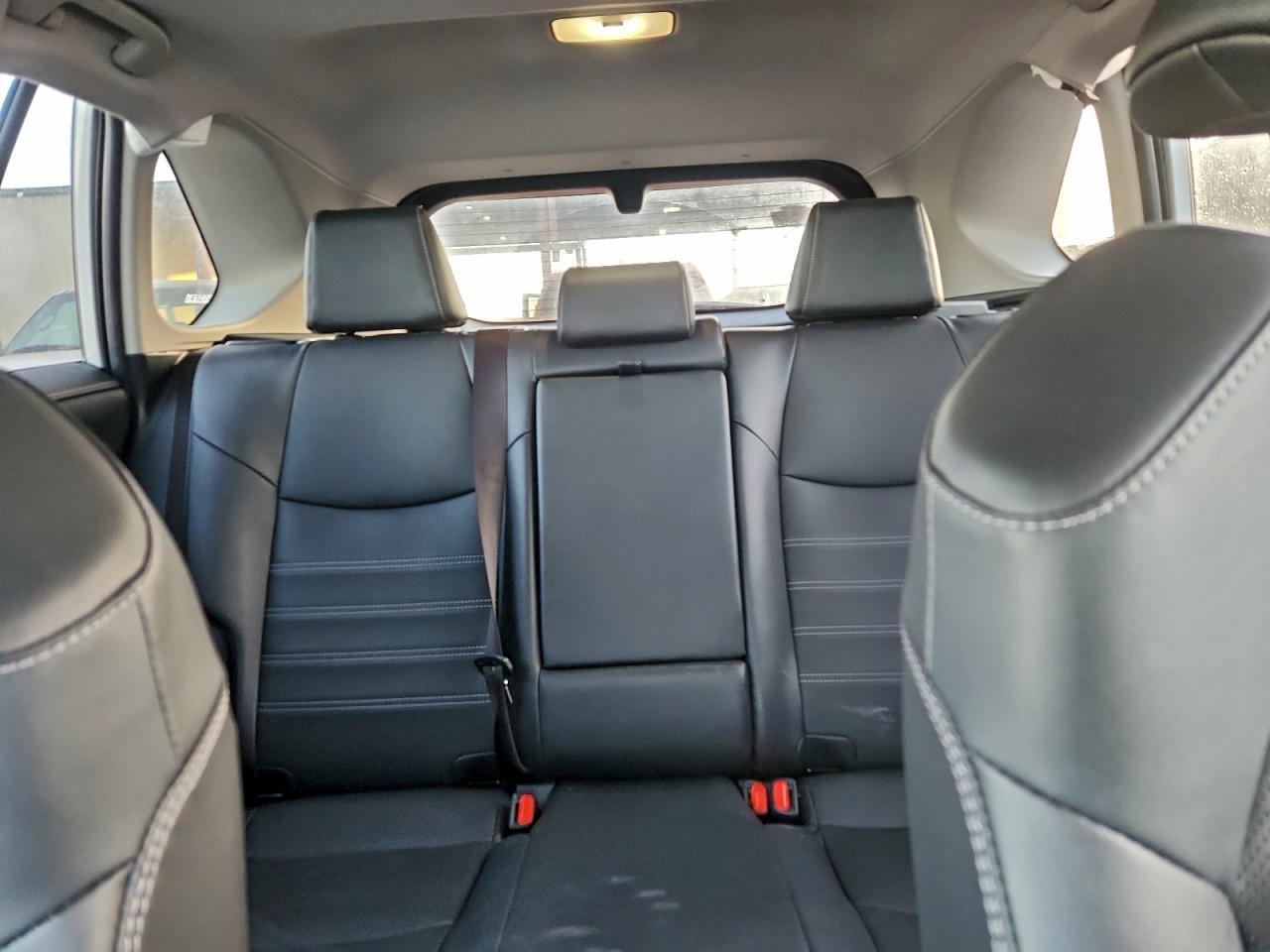 2025 TOYOTA RAV4 LIMITED photo 10