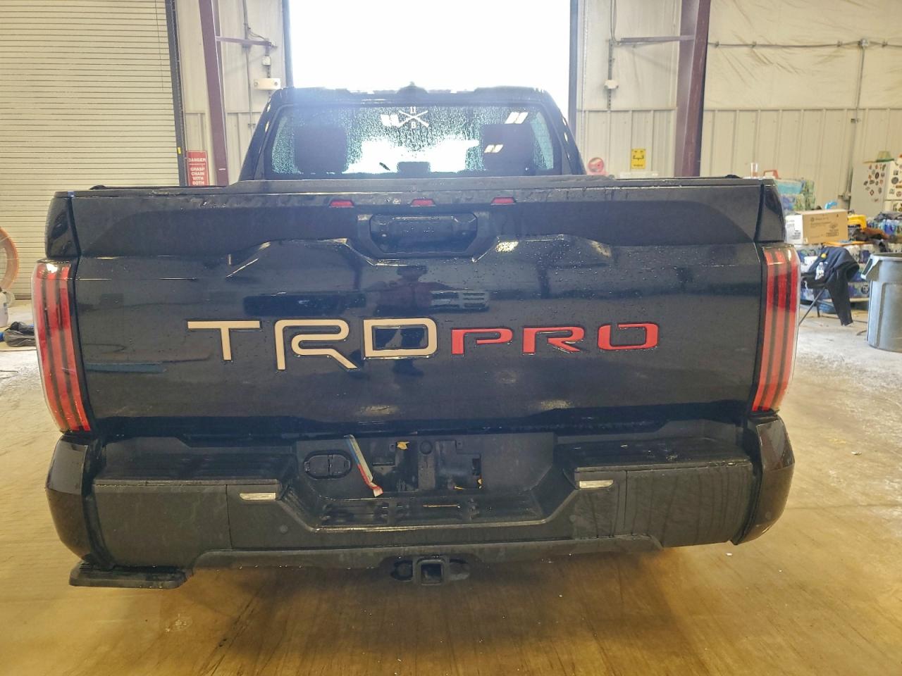 2024 TOYOTA TUNDRA CREWMAX LIMITED photo 6