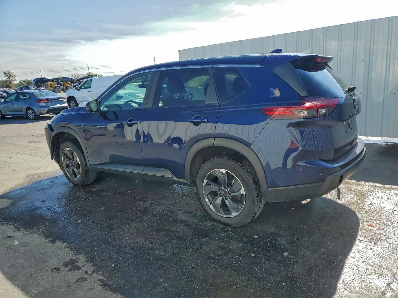 2025 NISSAN ROGUE SV photo 2