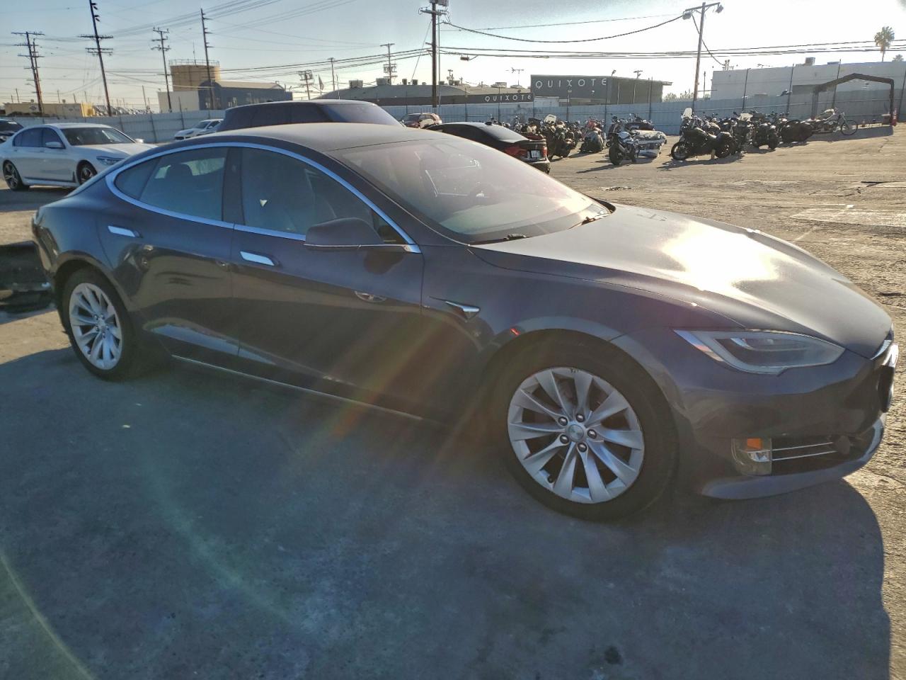2018 TESLA MODEL S photo 4