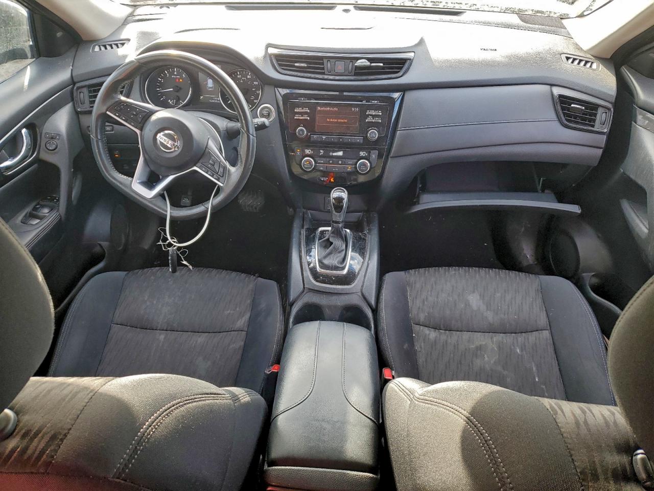 2017 NISSAN ROGUE SV photo 8