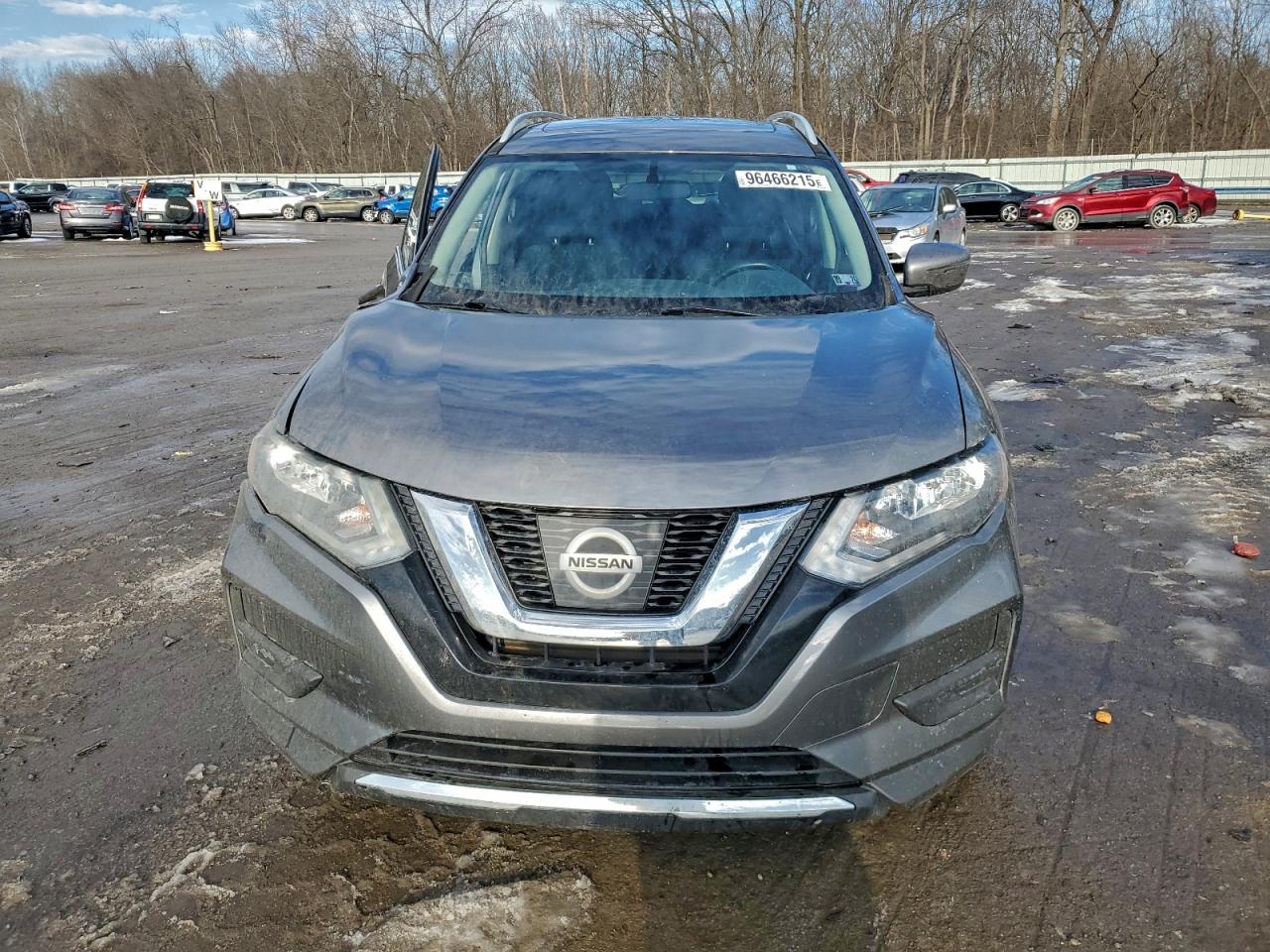 2017 NISSAN ROGUE SV photo 5
