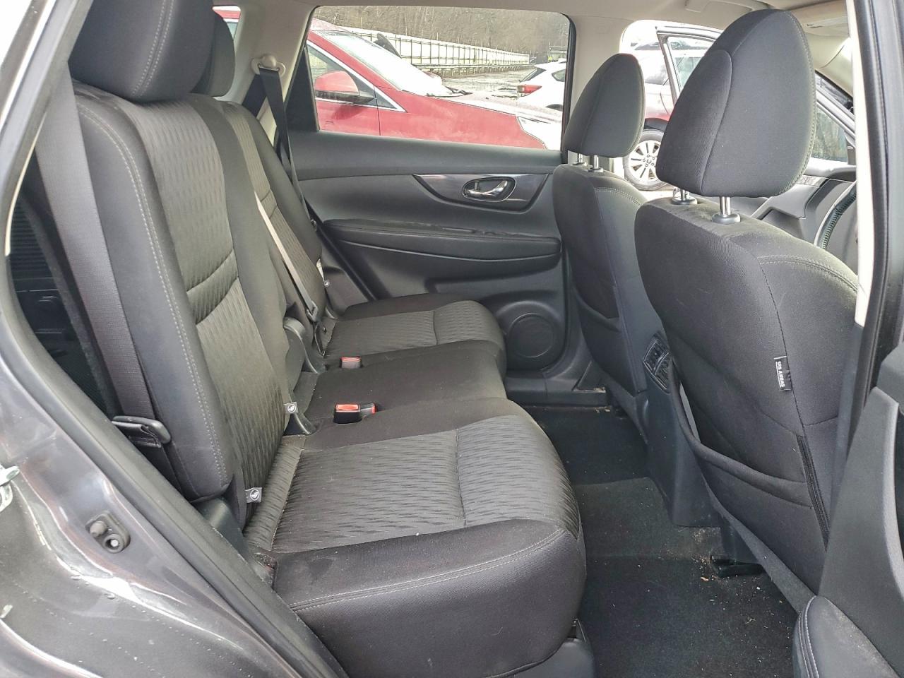 2017 NISSAN ROGUE SV photo 11