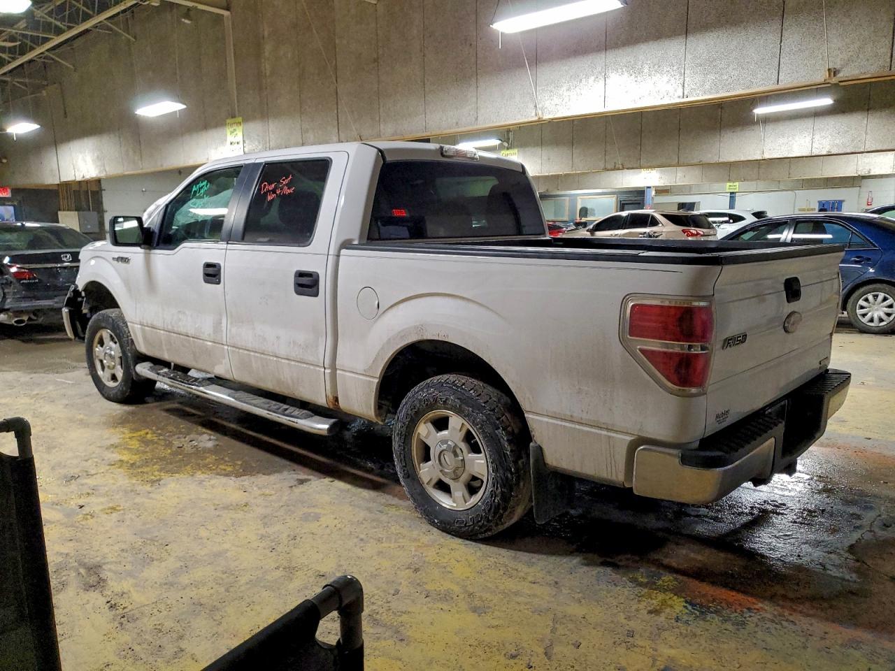 2011 FORD F150 SUPERCREW photo 2