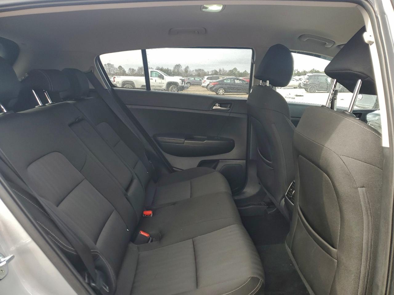 2020 KIA SPORTAGE LX photo 11
