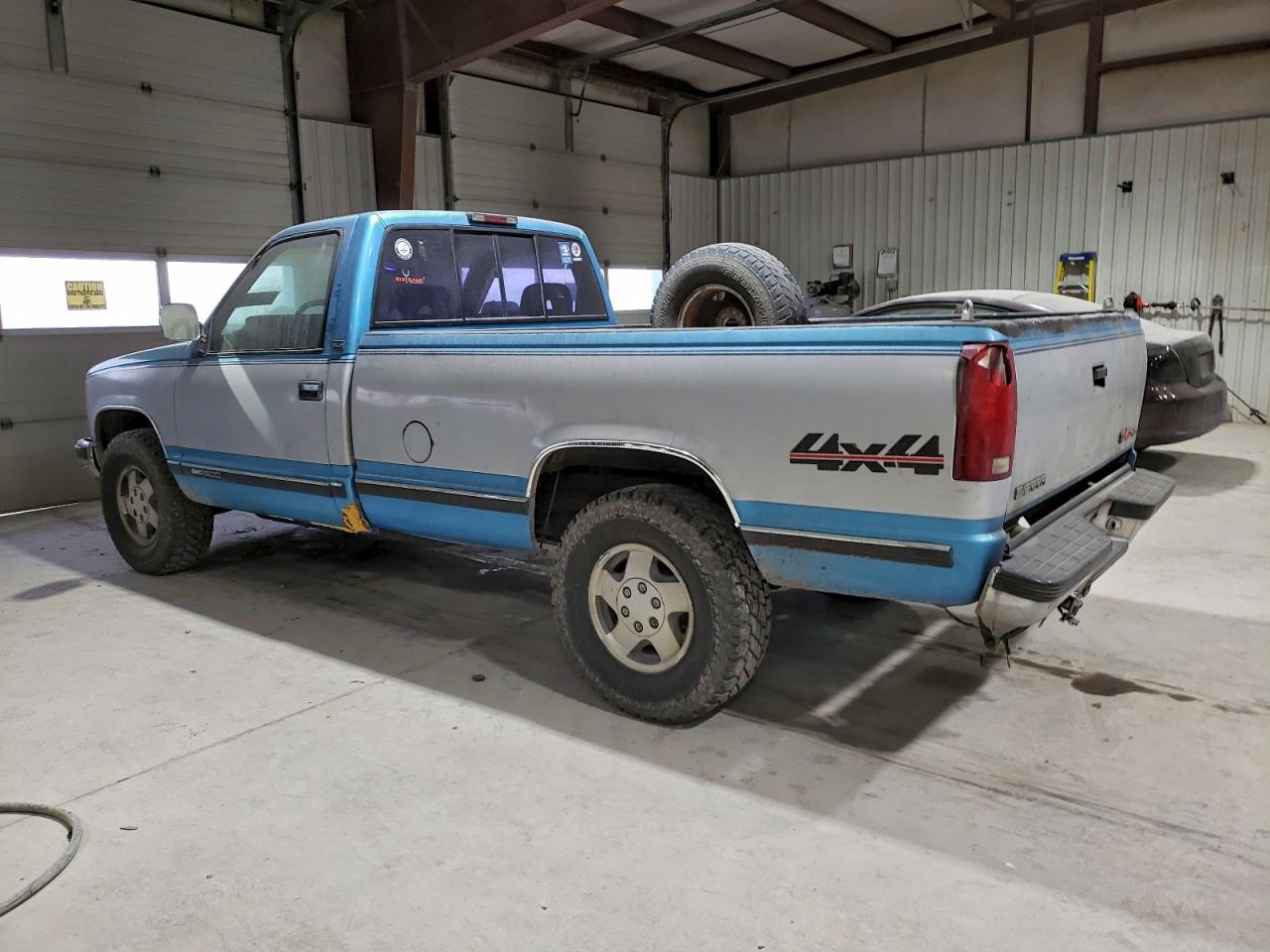 1994 GMC SIERRA K1500 photo 2