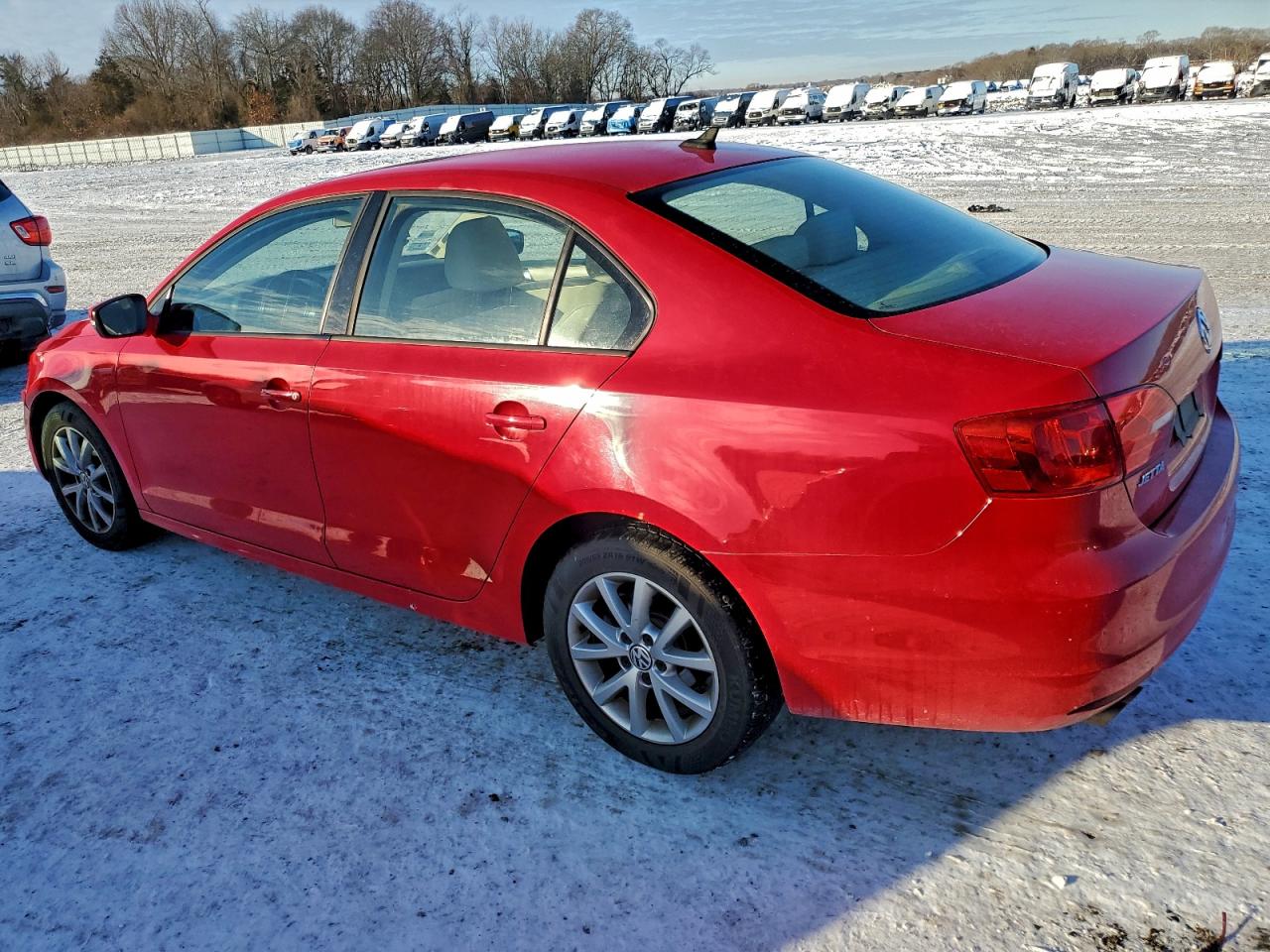2012 VOLKSWAGEN JETTA SE photo 2