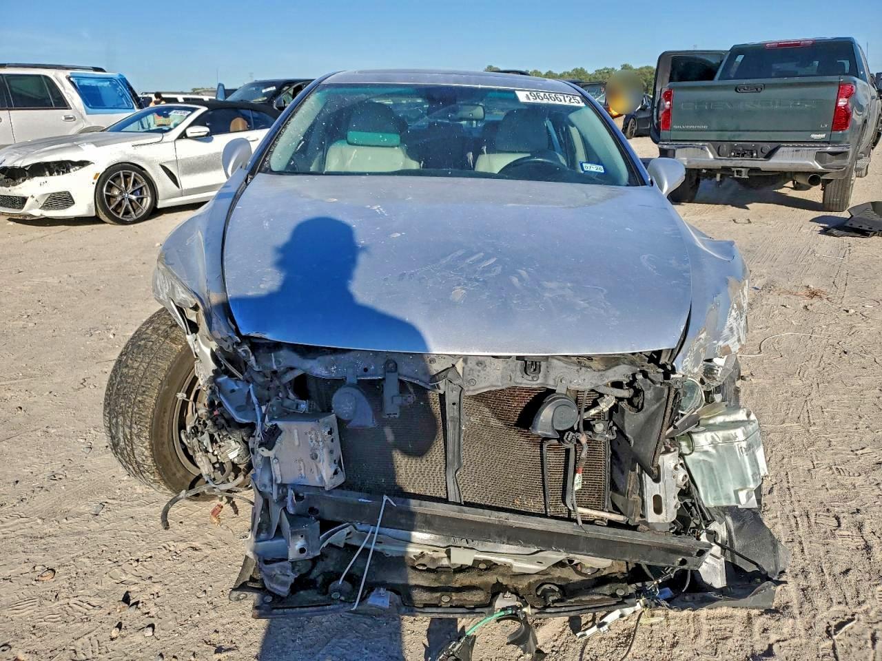2010 LEXUS LS 460 photo 5