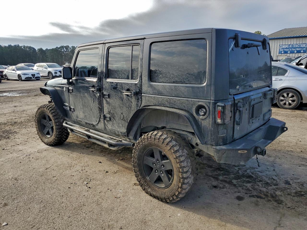 2013 JEEP WRANGLER UNLIMITED SPORT photo 2