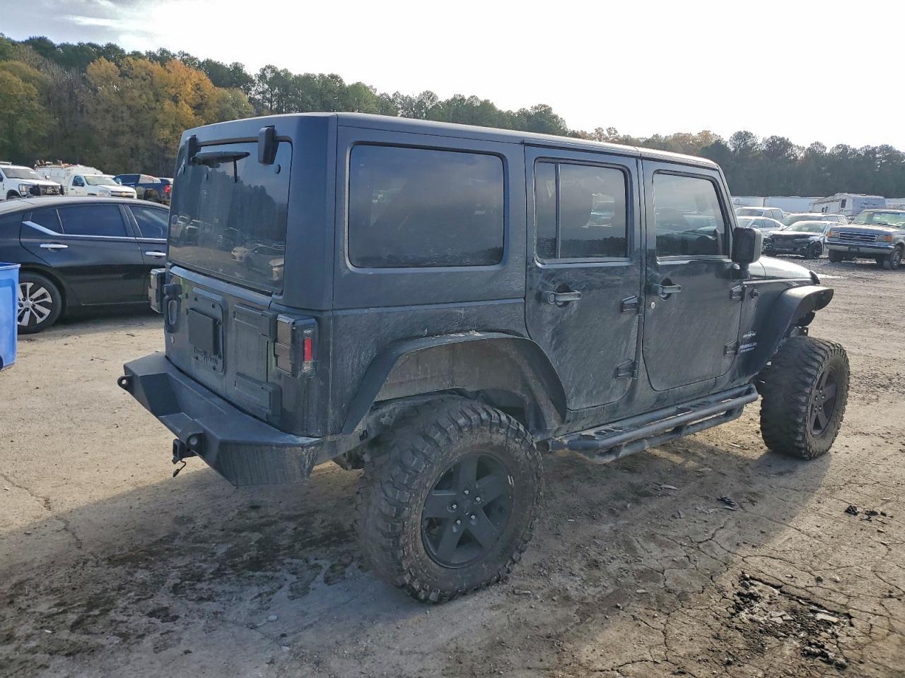 2013 JEEP WRANGLER UNLIMITED SPORT photo 3