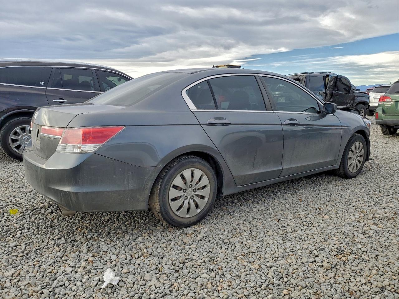 2012 HONDA ACCORD LX photo 3