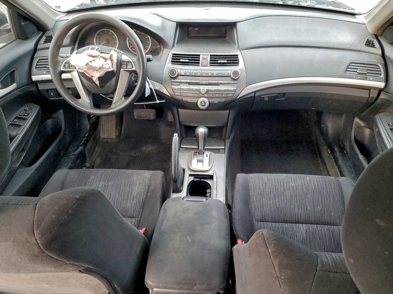2012 HONDA ACCORD LX photo 8