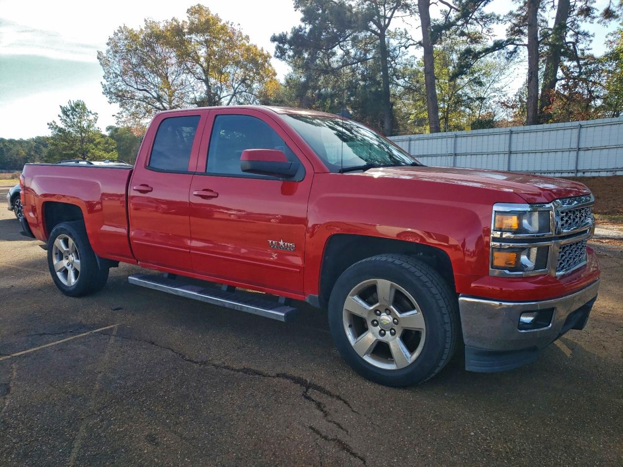2015 CHEVROLET SILVERADO C1500 LT photo 4