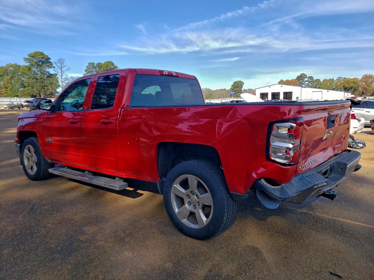 2015 CHEVROLET SILVERADO C1500 LT photo 2