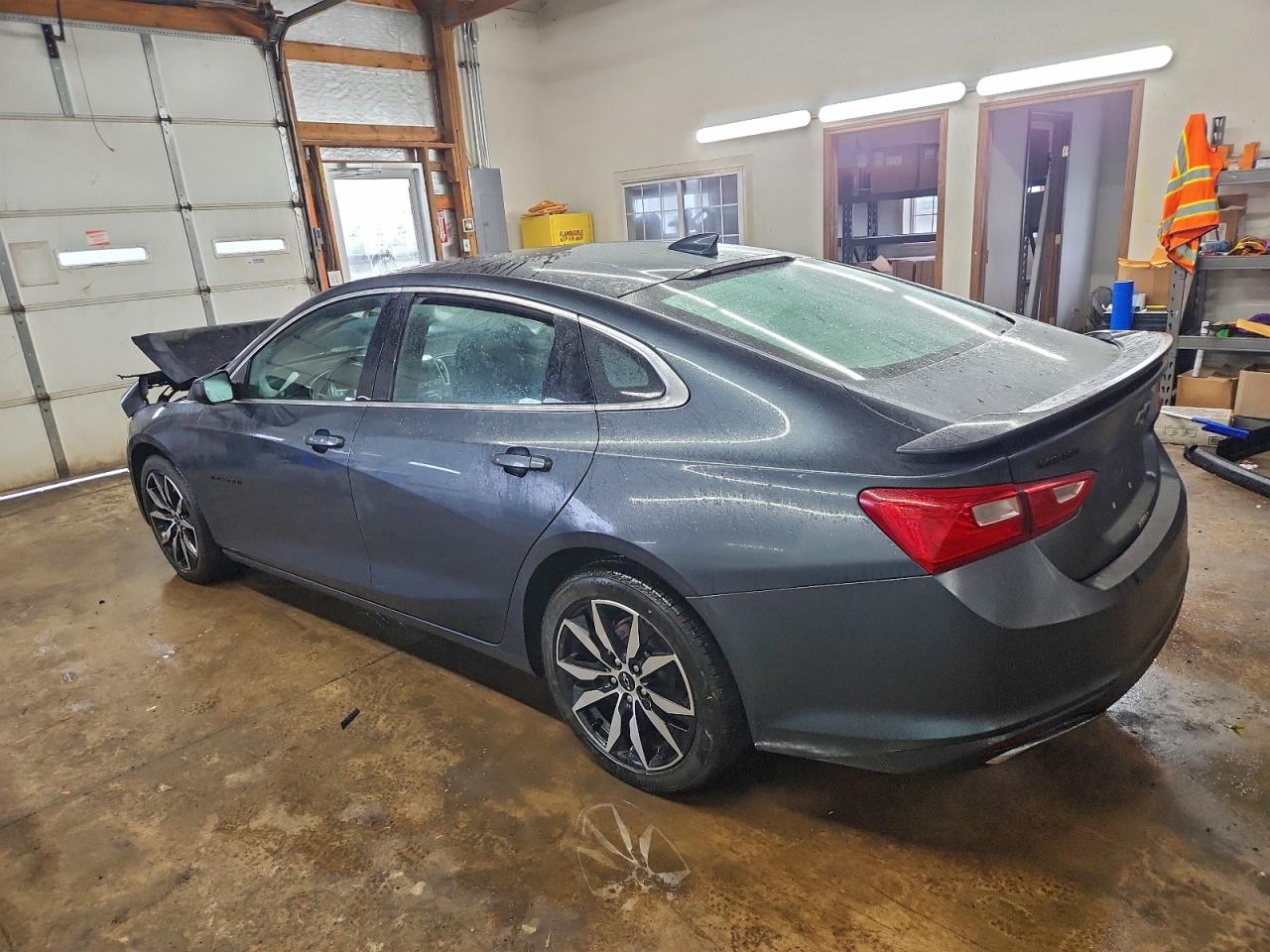 2021 CHEVROLET MALIBU RS photo 2