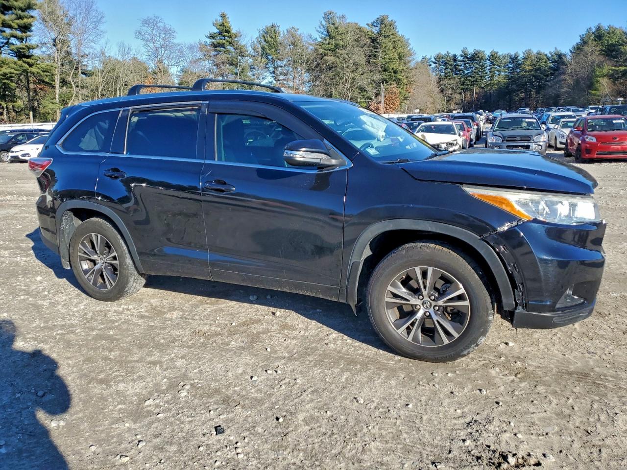 2016 TOYOTA HIGHLANDER XLE photo 4