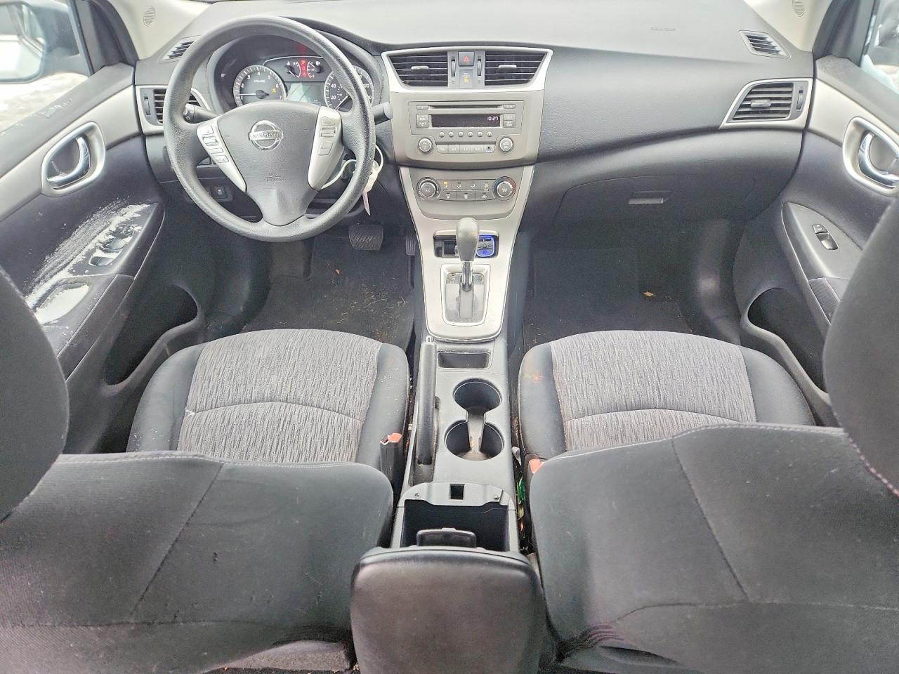 2014 NISSAN SENTRA S photo 8