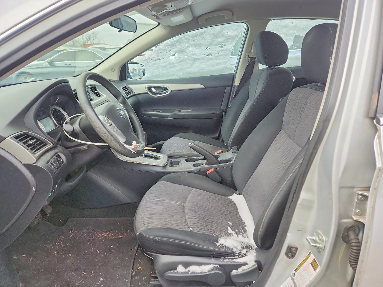 2014 NISSAN SENTRA S photo 7
