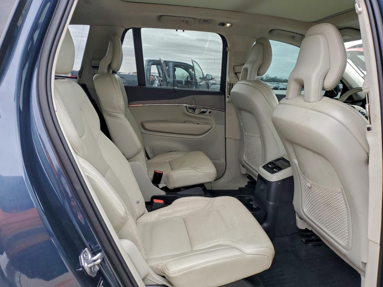 2021 VOLVO XC90 T8 RECHARGE INSCRIPTION photo 10