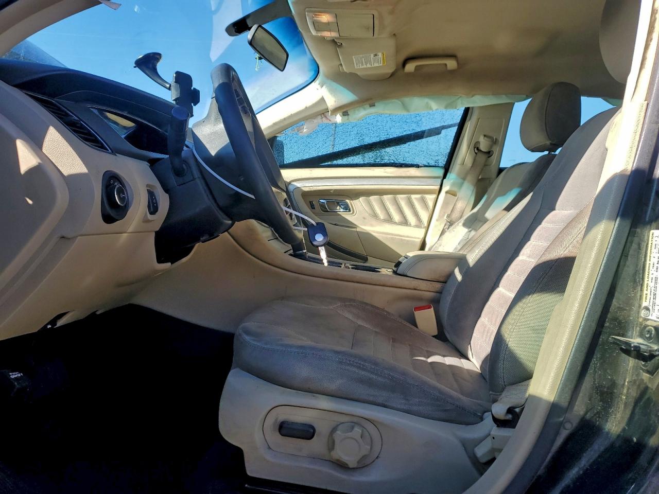 2018 FORD TAURUS SE photo 7