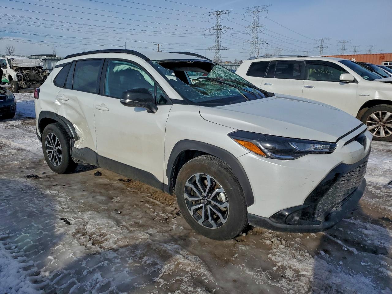 2025 TOYOTA COROLLA CROSS SE photo 4